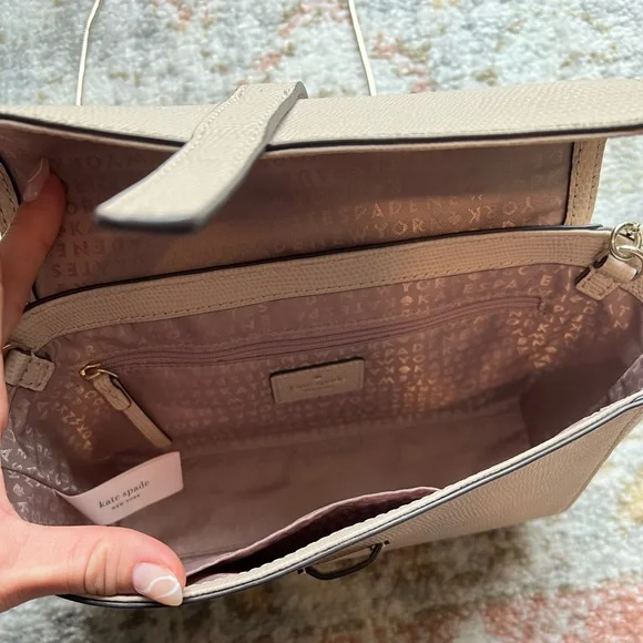 Kate Spade Riverside Street Emmie crossbody bag - Picture 8 of 9